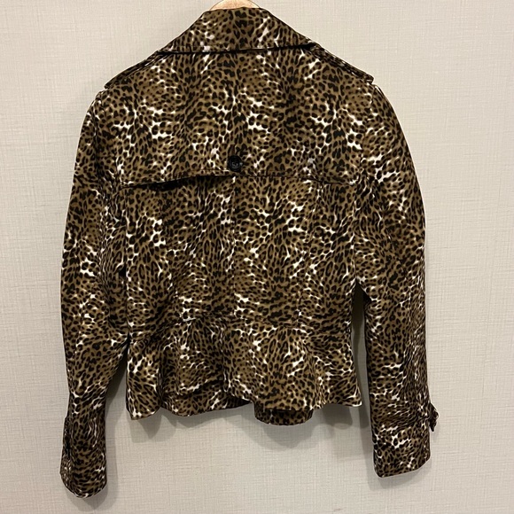 Banana Republic Leopard Double Breasted
Peplum Jacket Size M GreatCondition - Picture 3 of 13